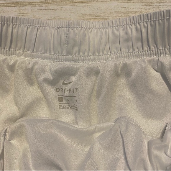 Nike Air Shorts L - Picture 4 of 6